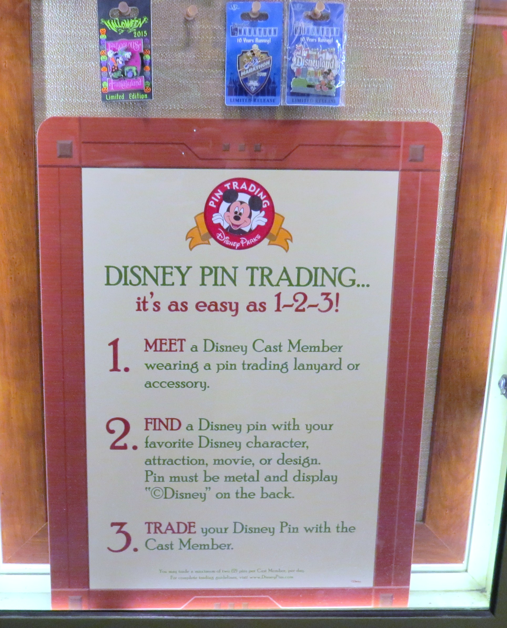Disney Pin Trading, How Does It Work